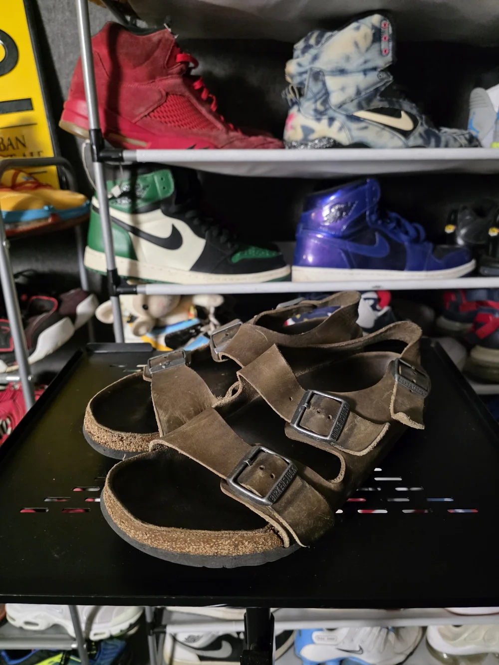 🔥 Well Worn! Men Birkenstock Size 10 Soft Footbed Suede Sandals - Brown